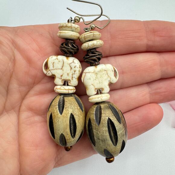 Tribal Native Folk Art Carved Howlite Elephant Nut Chunky Big Statement Earrings - Picture 7 of 12